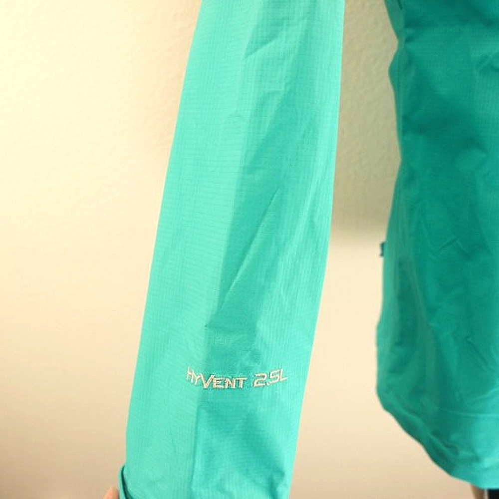 The north face hyvent2.5L rain jacket size XL. - Picture 3 of 4